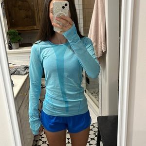 nike long sleeve💙